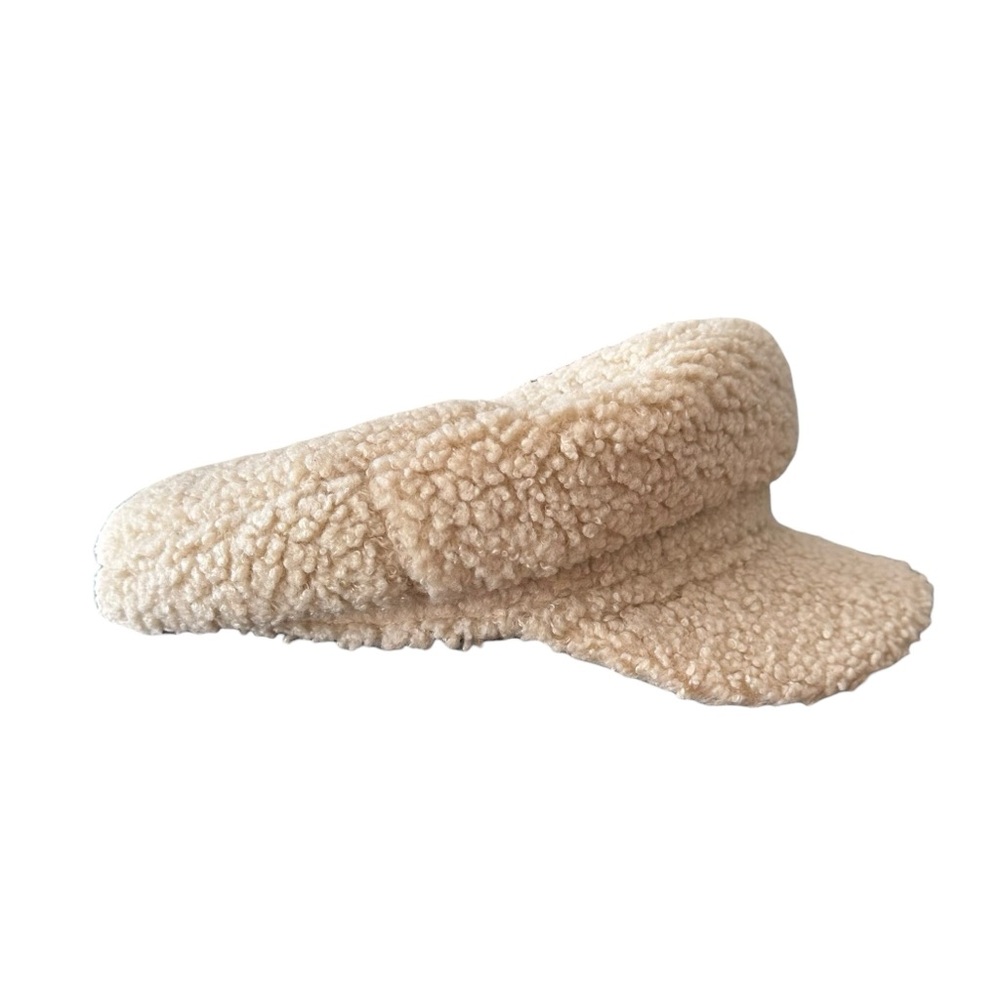 Universal Thread Cream Teddy Sherpa Cabbie Hat OS